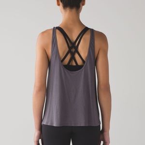 Lululemon Get Low Scoop Tank Dark Carbon Size 4